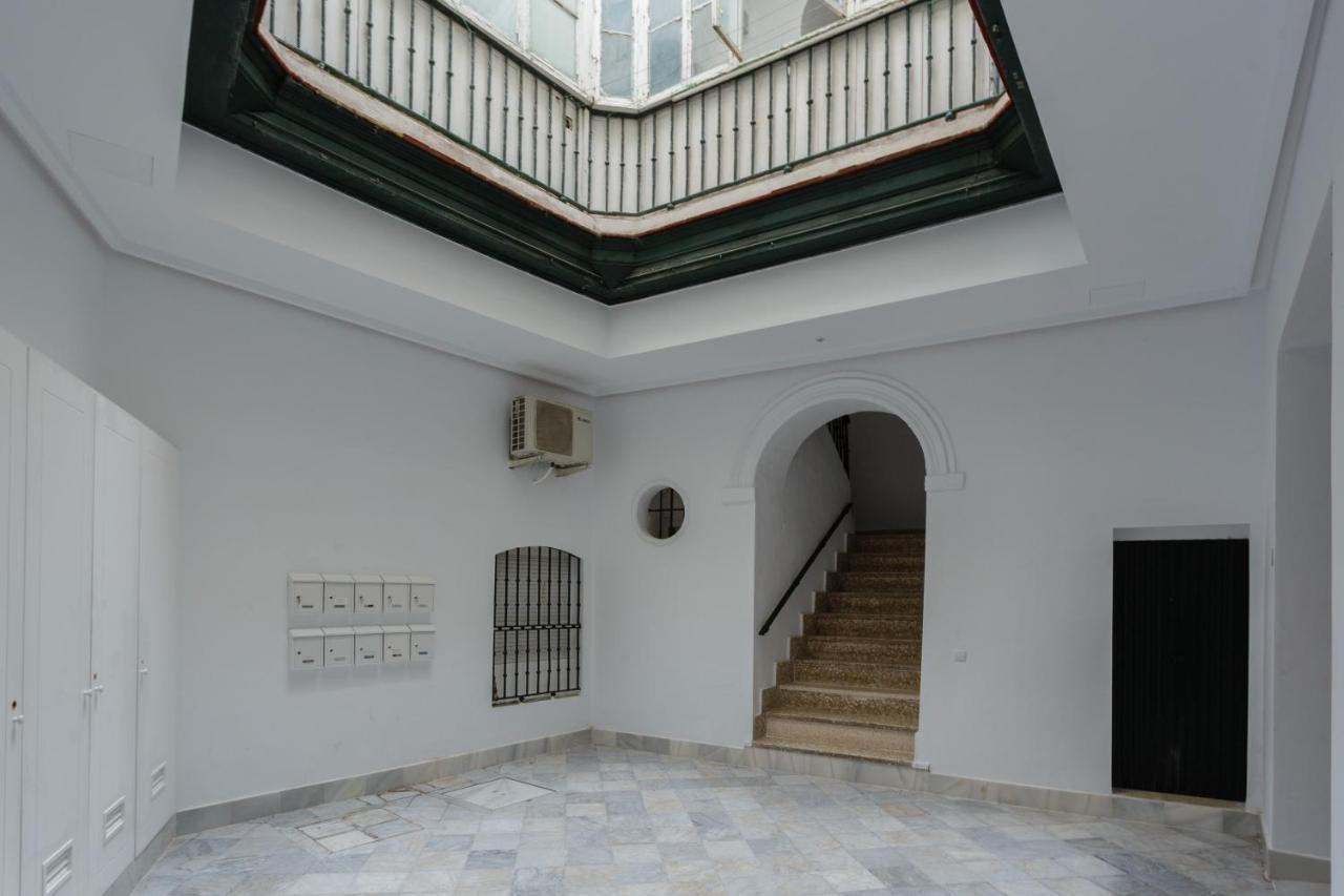 Cruise Adapted Apartment By Cadiz4Rentals Exterior photo